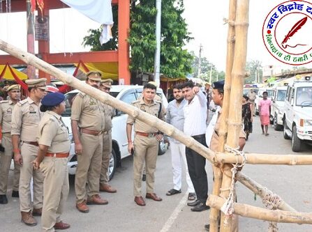 SP महाराजगंज ने प्रसिद्ध लेहरा देवी मंदिर का औचक निरीक्षण किया !