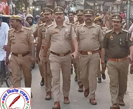 होली पर्व और जुमे की नमाज़ को लेकर गोरखनाथ पुलिस अलर्ट ! गोरखनाथ पुलिस ने पैदल गश्त कर करवाया सुरक्षा का एहसास ! कानून व्यवस्था खराब करने वालो पर कड़ी कानूनी कार्यवाही की जाएगी - शशिभूषण राय - इंस्पेक्टर गोरखनाथ