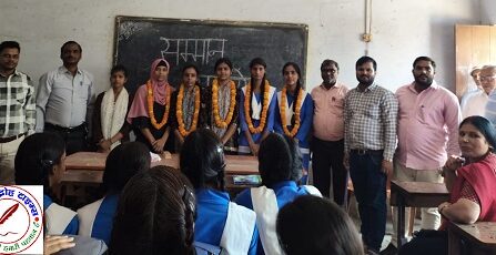 दीपशिखा गर्ल्स इंटर कॉलेज पीपीगंज में यूoपीo बोर्ड 2025 परीक्षा पास मेधावी छात्राओं हेतु सम्मान समारोह आयोजित !