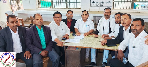 जनपद न्यायालय परिसर में पानी और शौचालय की समस्या को हल करने की मांग !