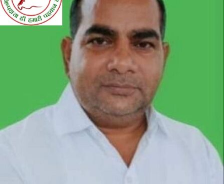 पूर्वांचल राज्य जनमोर्चा की मांग भोजपुरी भाषा के अधार पर पृथक पूर्वांचल राज्य की स्थापना हो ! पूर्वी उत्तर प्रदेश यानि पूर्वांचल के युवाओं का अन्य बड़े शहरों के लिए पलायन बंद हो !