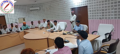 DM ने अनुसूचित जनजाति के जाति प्रमाण पत्र बनाने के सम्बंध में की बैठक ! आवेदन की प्रमाणीकर्ता हो जाने पर ही जाति प्रमाण पत्र निर्गत करने के दिए निर्देश !