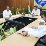 मुख्य सचिव ने सचिवालय में सहकारिता विभाग की समीक्षा की !