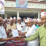 UPS, NPS, निजीकरण व स्कूल मर्जर के विरोध में शिक्षक कर्मचारियों ने निकाला रोष मार्च DM को सौंपा ज्ञापन !