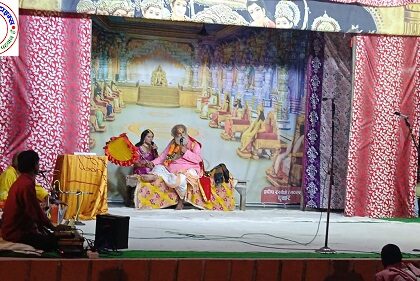 पुत्र श्री राम के वन जाने की सूचना पर दशरथ ने त्याग दिए प्राण ! रामलीला का मंचन देखने लीला प्रेमियों की उमड़ रही भारी भीड़ !