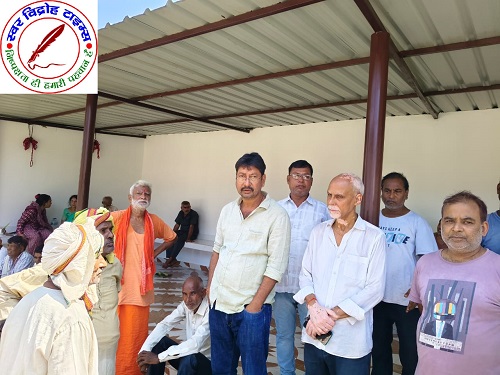 बृजमनगंज में आर्थिक तंगी से जूझ रहे परिवार पर टूटा दु:खों का पहाड़ ! नगर अध्यक्ष ने उठाया अंतिम संस्कार का जिम्मा ! माँ ने अपने इकलौते पुत्र को दी मुखगिनी !