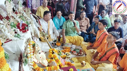 मुकुट पूजा के साथ शुरू हुआ चुनार नगर का 21 दिवसीय रामलीला !