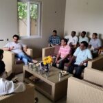 विधायक ने PWD, सिंचाई विभाग के कर्मचारियों के साथ समीक्षा बैठक कर दिए दिशा निर्देश ! बाढ़ से क्षतिग्रस्त हुए सड़क, नहर, पुलिया, माइनर आदि का जल्द हो निर्माण !