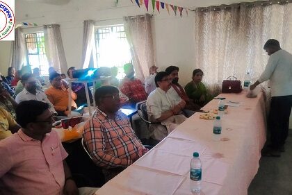 प्रधानमंत्री के जन्मदिन पर विधायक ने मरीज़ों में फल वितरण किया !
