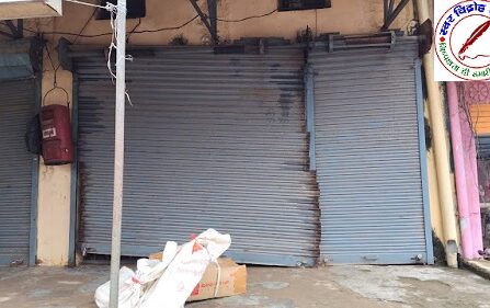 पुरंदरपुर क्षेत्र के लक्ष्मीपुर पोस्ट ऑफिस पर चोरी करने का प्रयास का मामला सामने आया !