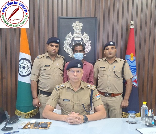 मुख्यमंत्री धामी के नशा मुक्त उत्तराखंड अभियान को SSP मणिकांत मिश्रा की बड़ी सफलता से मजबूती ! SSP मणिकांत मिश्रा का नशा तस्करों पर करारा प्रहार — 45 लाख से अधिक कीमत का गांजा बरामद, शातिर तस्कर गिरफ्तार ! 163 पैकेटों में भरा 162.05 किलो गांजा बरामद, चावल की बोरियों के नीचे छुपाकर किया जा रहा था परिवहन ! एक कैन्टर वाहन सीज, आरोपी गिरफ्तार ! लोहियापुल पर पुलिस की बड़ी कार्यवाही !