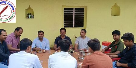 जन्मोत्सव का कार्यक्रम दीप प्रज्वलित एवं सहभोज के साथ संपन्न !