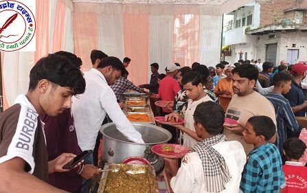 श्री श्री काली पूजा समिति द्वारा किया गया भंडारे आयोजन !