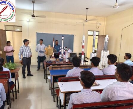 ITM में वर्कशॉप के माध्यम से राकेट सैटेलाइट के बारे में जानकारी दी गई ! राकेट सेटेलाईट को देखकर उत्साहित हुए विद्यार्थी !