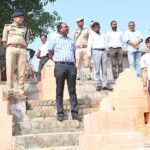 DM एवं SP महाराजगंज द्वारा छठ महा पर्व के दृष्टिगत सदर क्षेत्र के छठ घाटों का किया गया निरीक्षण !