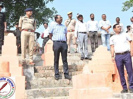 DM एवं SP महाराजगंज द्वारा छठ महा पर्व के दृष्टिगत सदर क्षेत्र के छठ घाटों का किया गया निरीक्षण !