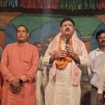 श्रीरामलीला मंचन का विधायक ऋषि त्रिपाठी ने किया उद्घाटन, ग्रामीणों से बोले – राम हमारे आदर्श हैं