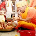 CM योगी ने कन्याओं का श्रद्धाभाव से किया पूजन !