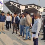DRM ने किया चुनार रेलवे स्टेशन का निरीक्षण ! स्टेशन के मध्य में नए एफओबी के प्रस्ताव का किया अवलोकन ! प्लेटफार्म नंबर एक, दो, तीन, चार, पांच को जोड़ने के लिए स्टेशन के मध्य में नए एफओबी का होगा निर्माण !