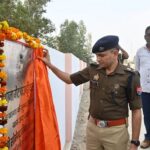 SP महाराजगंज द्वारा थाना पुरन्दरपुर के नवनिर्मित बाउंड्री प्रवेश द्वार तथा थाना परिसर के सुंदरीकरण कार्य का विधिवत रिबन काटकर उद्घाटन किया !