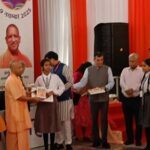 CM योगी ने राष्ट्रीय पुस्तक मेला का किया उद्घाटन !