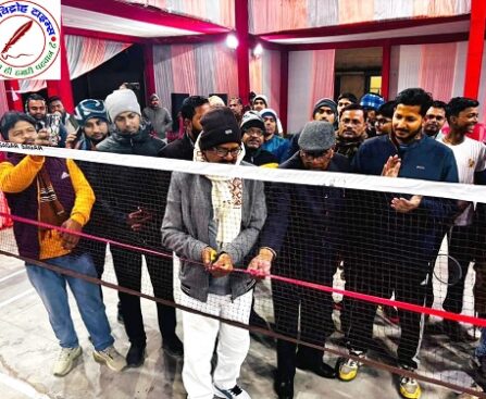 चुनार क्लब व लाइब्रेरी के तत्वाधान में बैडमिंटन टूर्नामेंट का आयोजन !