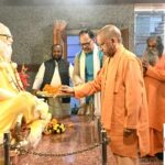 मुख्यमंत्री योगी आदित्यनाथ अपने दो दिवसीय दौरे पर पहुंचे गोरखपुर !