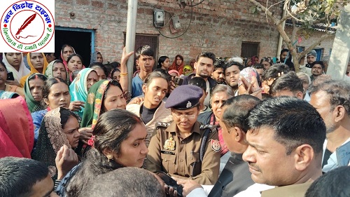 रविवार रात हुई मारपीट की घटना में गंभीर रूप से घायल युवक की लखनऊ स्थित मेदांता हॉस्पिटल में बुधवार को सुबह हुई मौत ! सूचना पर गांव में पहुंची CO मंजरी राव को आक्रोशित महिलाओं ने जम कर भड़ास निकाली !