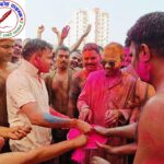 महराजगंज पुलिस लाइन में धूमधाम से मनी होली, SP ने अधिकारियों-कर्मचारियों संग खेली फूलों की होली !