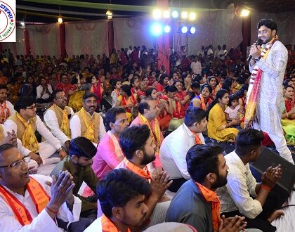 हनुमान जन्मोत्सव पर सालासर बालाजी महाराज भजन संध्या मे जमकर झूमें श्रद्धालु !