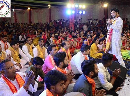 हनुमान जन्मोत्सव पर सालासर बालाजी महाराज भजन संध्या मे जमकर झूमें श्रद्धालु !