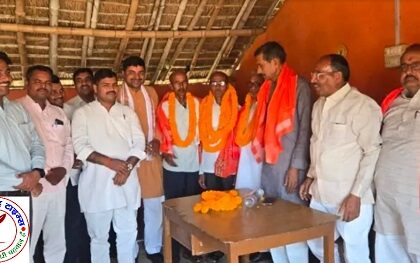 स्थापना दिवस पर पुराने भाजपा कार्यकर्ताओं को किया गया सम्मानित !