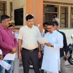 गैस एजेंसी पर कालाबाजारी का आरोप, एसडीएम को सौंपा ज्ञापन !