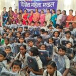 रेणुपाॅवर प्राथमिक पाठशाला में 101 बैग वितरण बैग पाकर बच्चों के चेहरे पर मुस्कान !