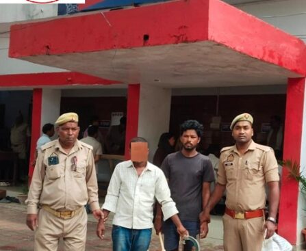 दो शातिर चोरों को तिवारीपुर पुलिस ने गिरफ्तार कर भेजा सलाखों के पीछे ! थाना प्रभारी विकास सिंह ने सक्रियता दिखाते हुए 12 घंटे में चोरों को धरदबोचा !
