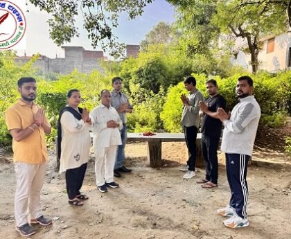 स्व. श्री नीरज माथुर जी के निधन पर अलीगढ़ में आयोजित की गई शोक सभा !